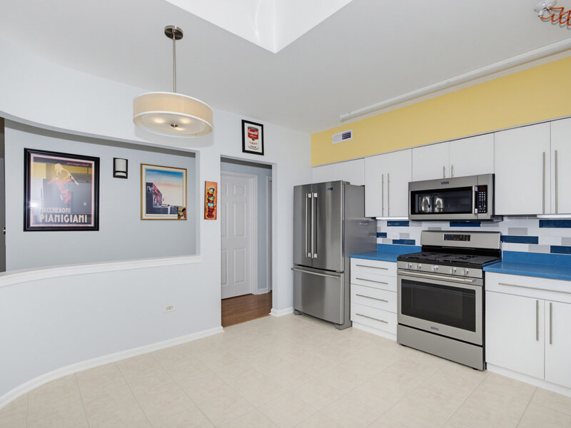 5555 N Cumberland Avenue Chicago IL 60656
