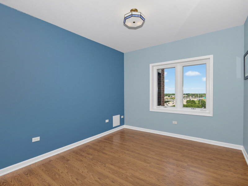 5555 N Cumberland Avenue Chicago IL 60656