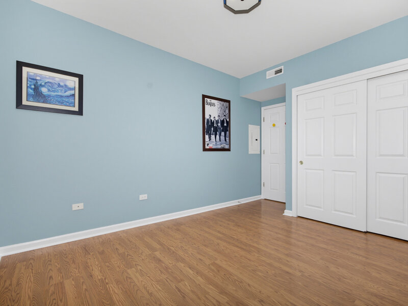 5555 N Cumberland Avenue Chicago IL 60656