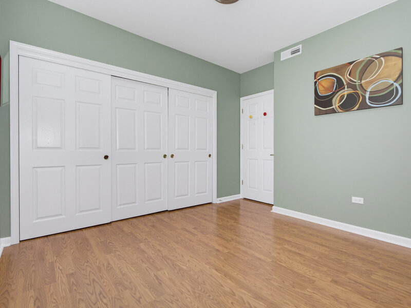 5555 N Cumberland Avenue Chicago IL 60656
