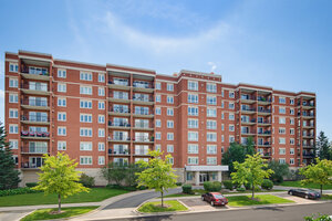 Photo of 5555 N Cumberland Avenue Chicago IL 60656 Unit 901