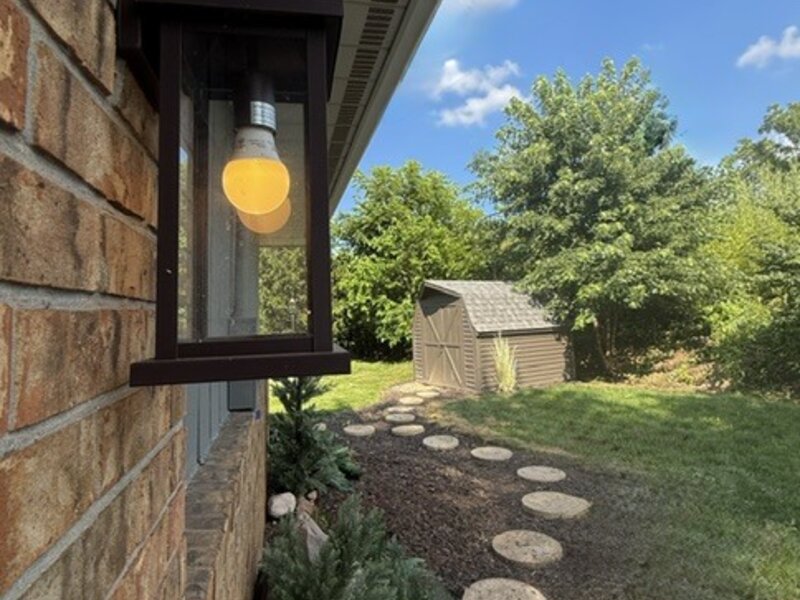 1108 Pearl Drive Mahomet IL 61853