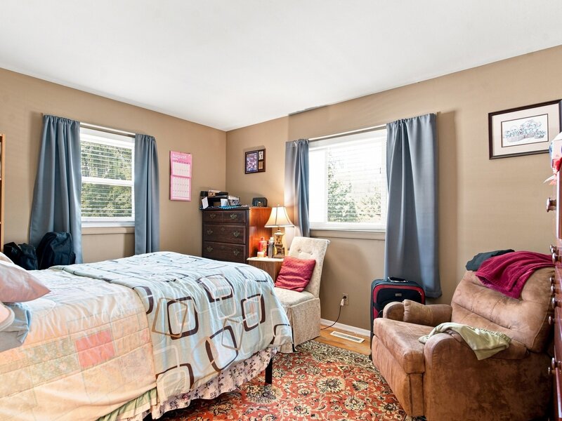 652 Sussex Lane Crystal Lake IL 60014