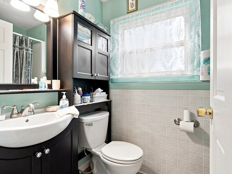 652 Sussex Lane Crystal Lake IL 60014