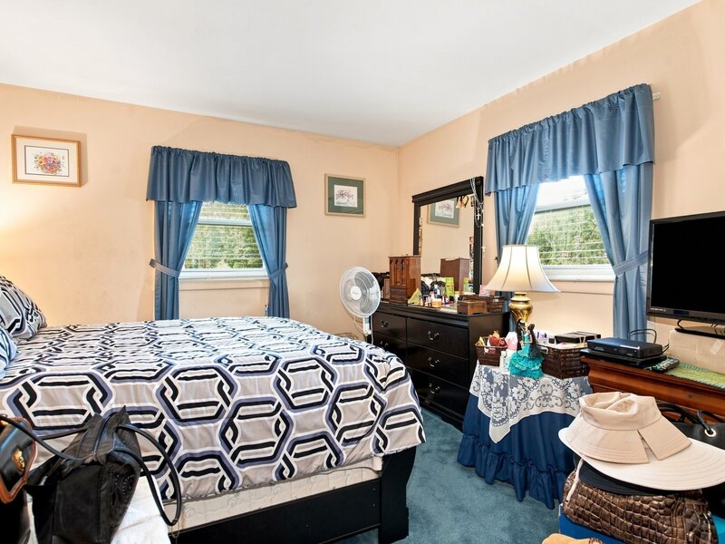652 Sussex Lane Crystal Lake IL 60014