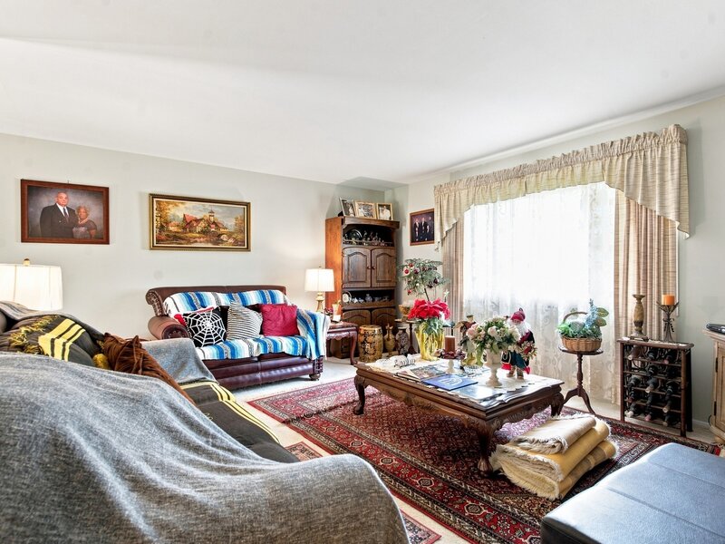 652 Sussex Lane Crystal Lake IL 60014