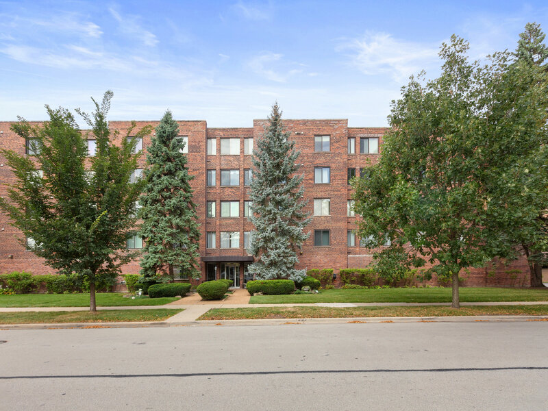 110 S Dunton Avenue Arlington Heights IL 60005