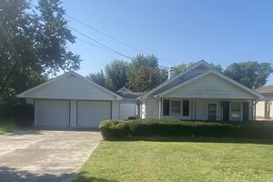 Photo of 1415 Little Main Street Streator IL 61364