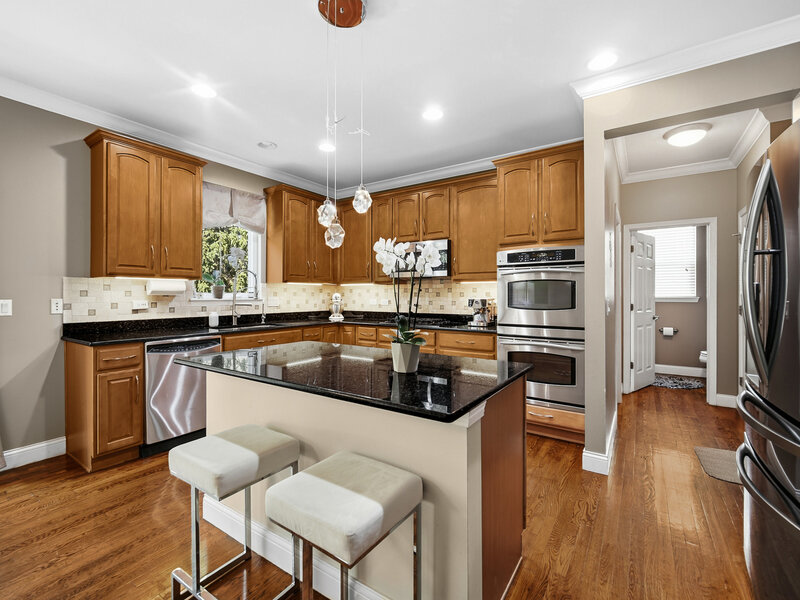 385 Post Oak Circle West Chicago IL 60185