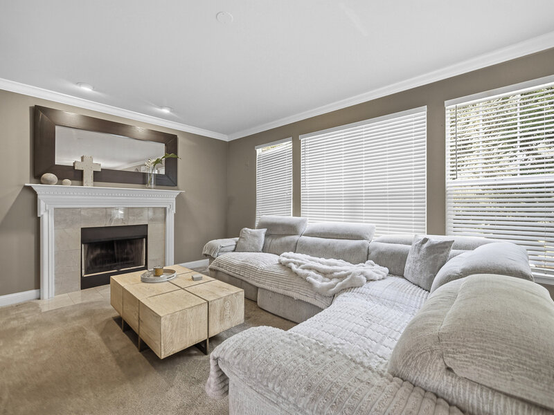 385 Post Oak Circle West Chicago IL 60185