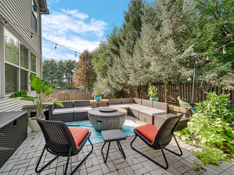 385 Post Oak Circle West Chicago IL 60185