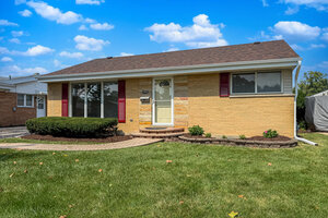 Photo of 10830 Hastings Street Westchester IL 60154