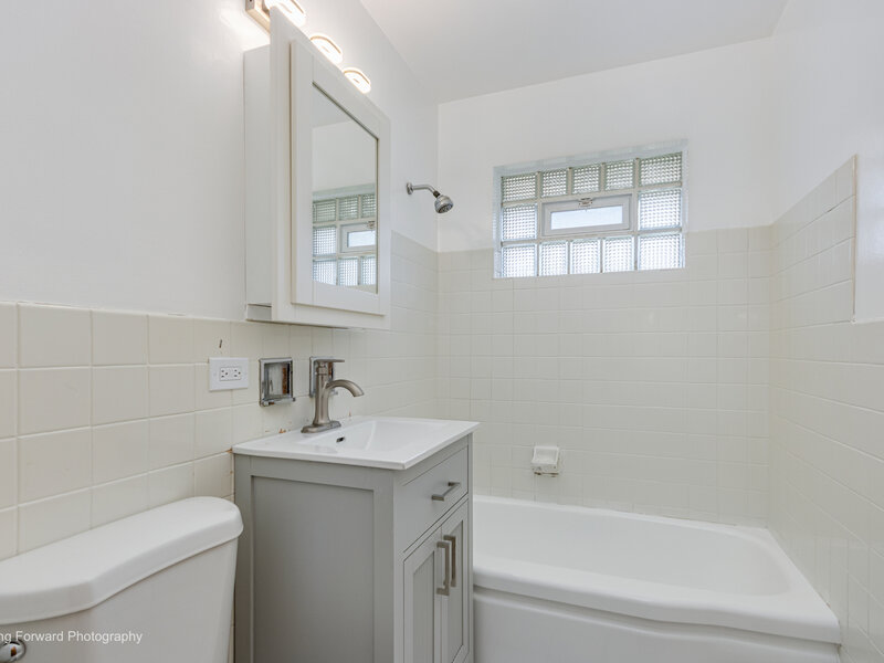 10830 Hastings Street Westchester IL 60154