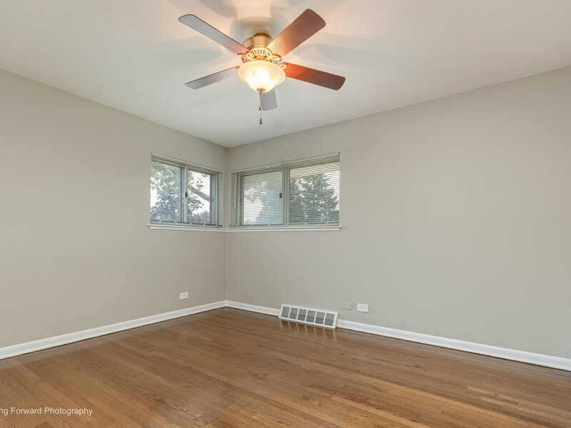 10830 Hastings Street Westchester IL 60154