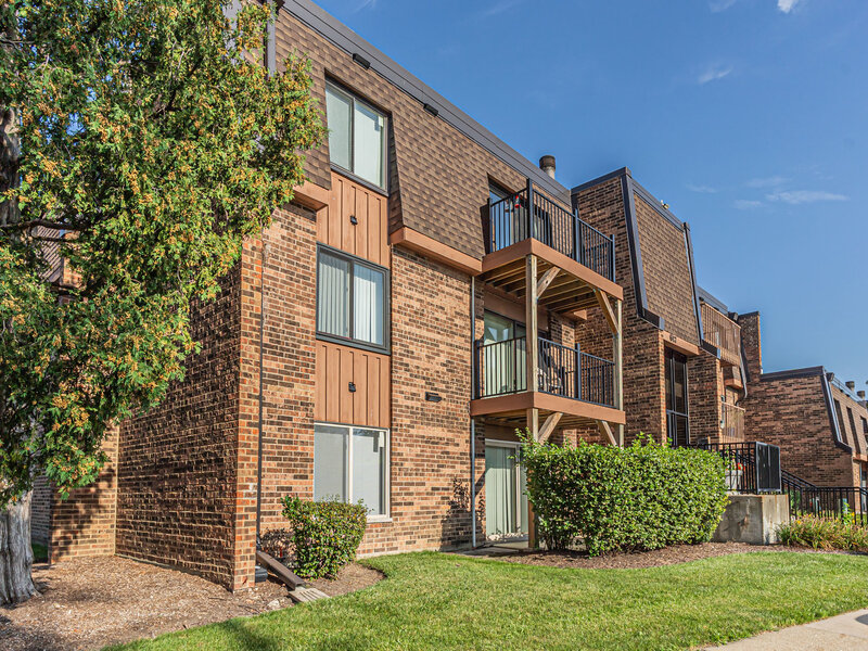 617 Limerick Lane Schaumburg IL 60193