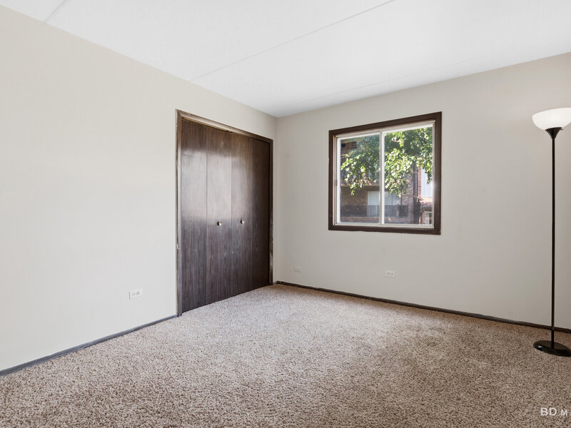 5237 James Lane Crestwood IL 60418