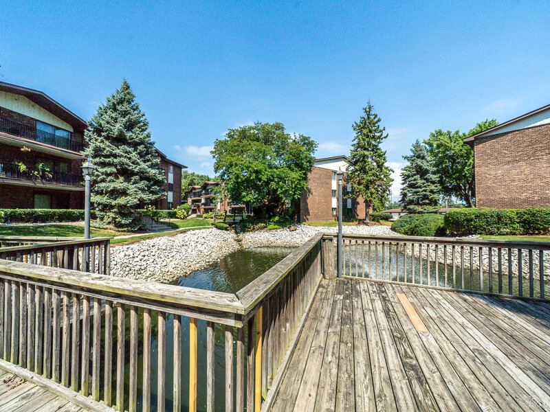 5237 James Lane Crestwood IL 60418