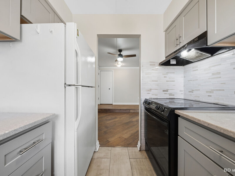 5237 James Lane Crestwood IL 60418
