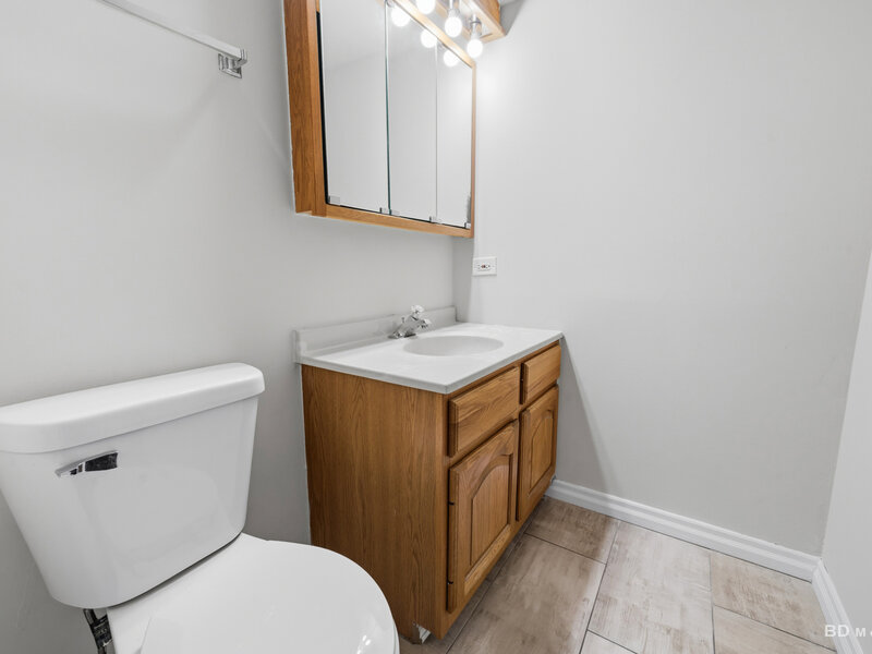 5237 James Lane Crestwood IL 60418