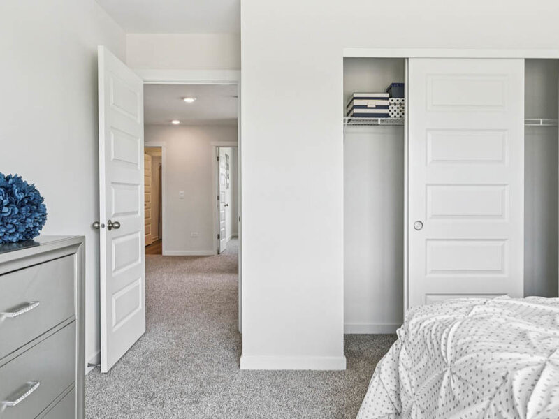 1858 Keating Drive Aurora IL 60503