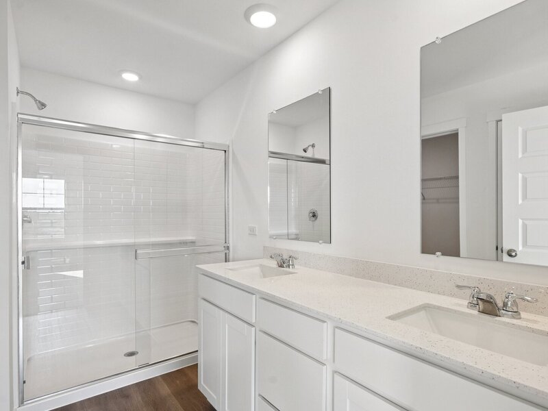 1022 Emerald Drive Montgomery IL 60538