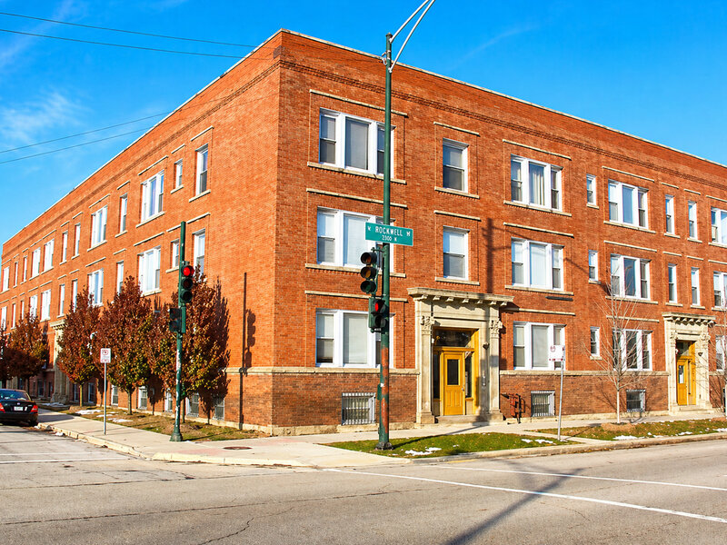122 E 49th Street Chicago IL 60615