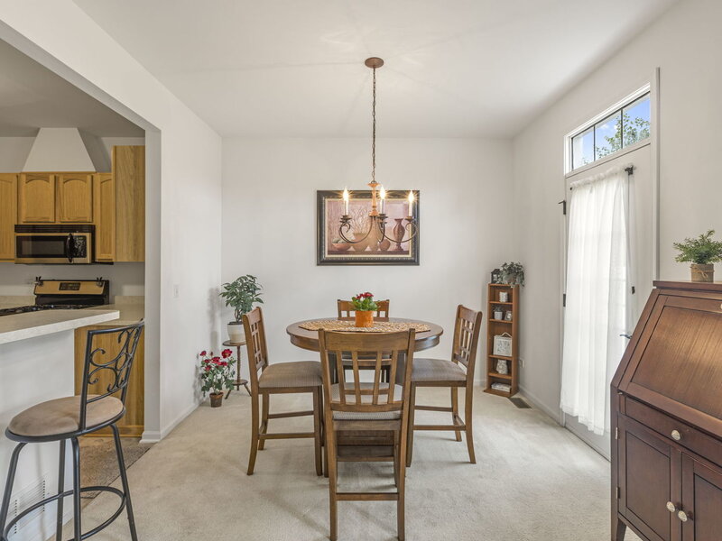 2702 Kendall Crossing Mchenry IL 60051