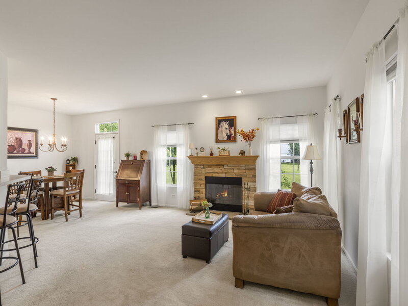 2702 Kendall Crossing Mchenry IL 60051