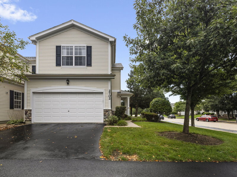 2702 Kendall Crossing Mchenry IL 60051