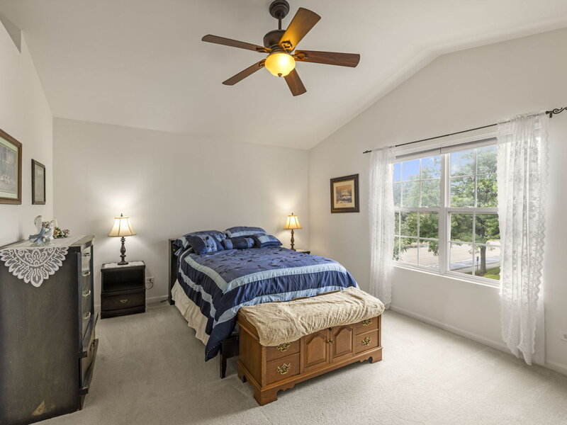 2702 Kendall Crossing Mchenry IL 60051