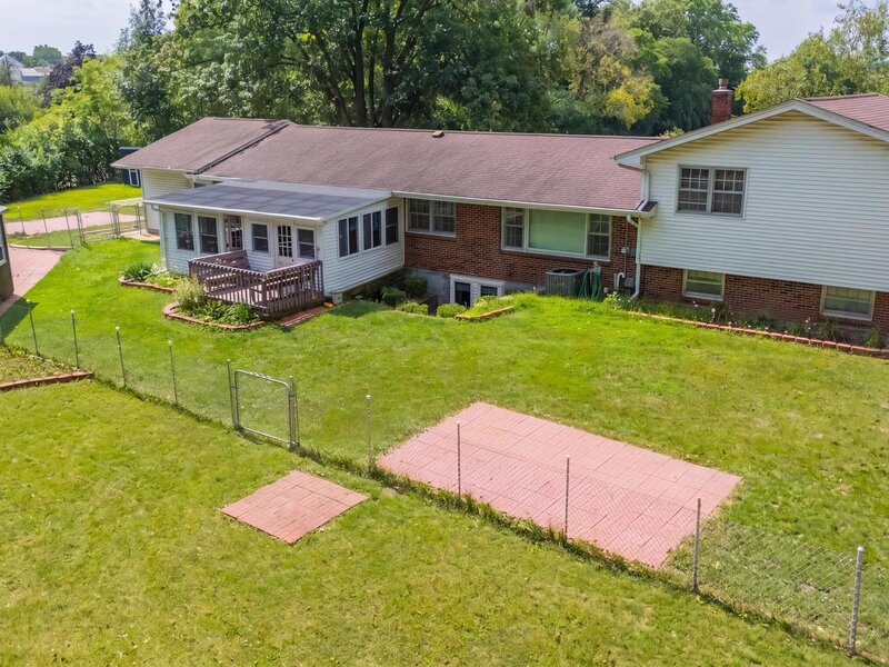 203 Wood Road Rockford IL 61107