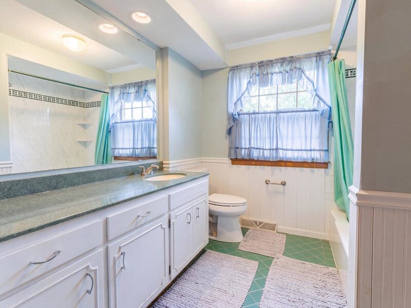 203 Wood Road Rockford IL 61107