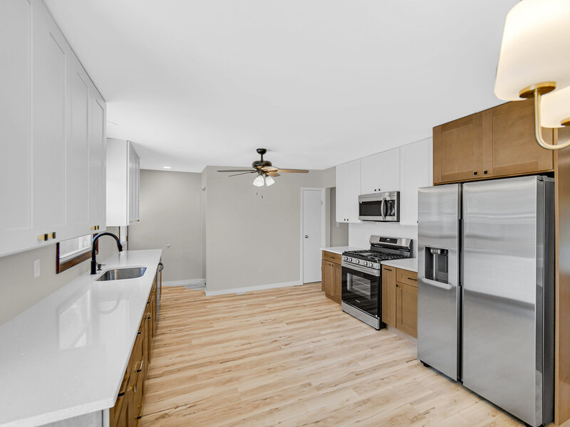 17517 Shirley Drive Lansing IL 60438