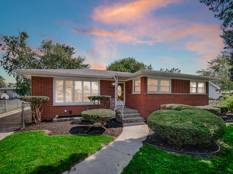17517 Shirley Drive Lansing IL 60438