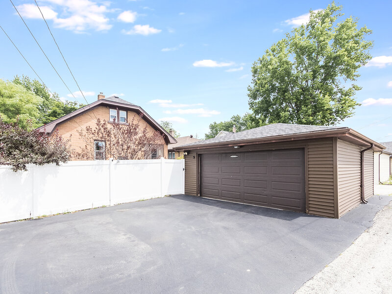 421 N William Street Joliet IL 60435