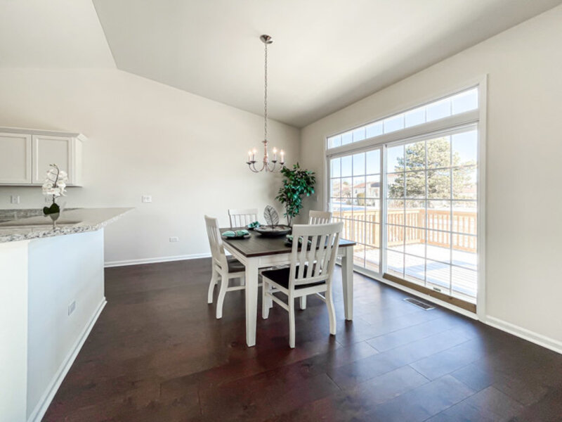 3 Ridge Lane Bolingbrook IL 60440