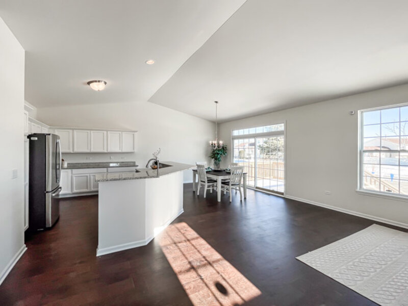 3 Ridge Lane Bolingbrook IL 60440