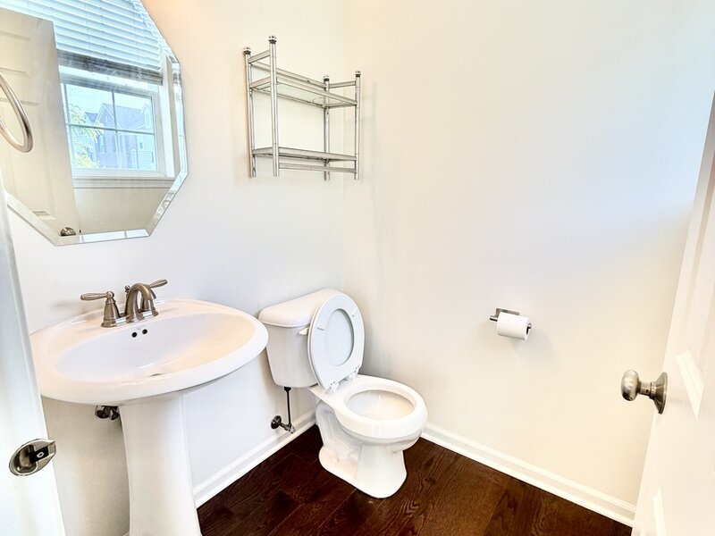 38 Neri Drive Schaumburg IL 60194
