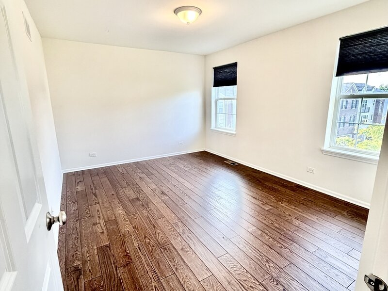 38 Neri Drive Schaumburg IL 60194