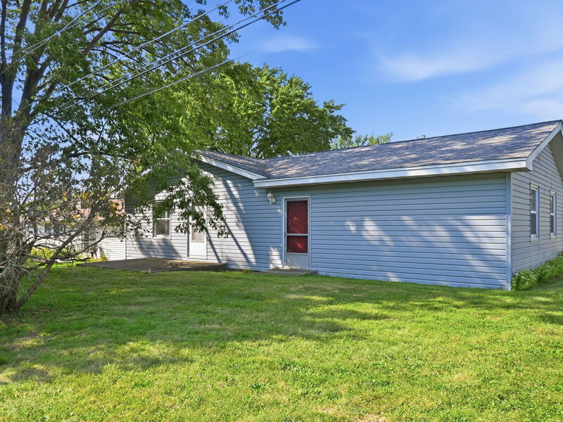 2136 Highland Drive Sycamore IL 60178