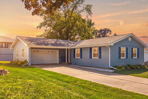 Photo of 2136 Highland Drive Sycamore IL 60178