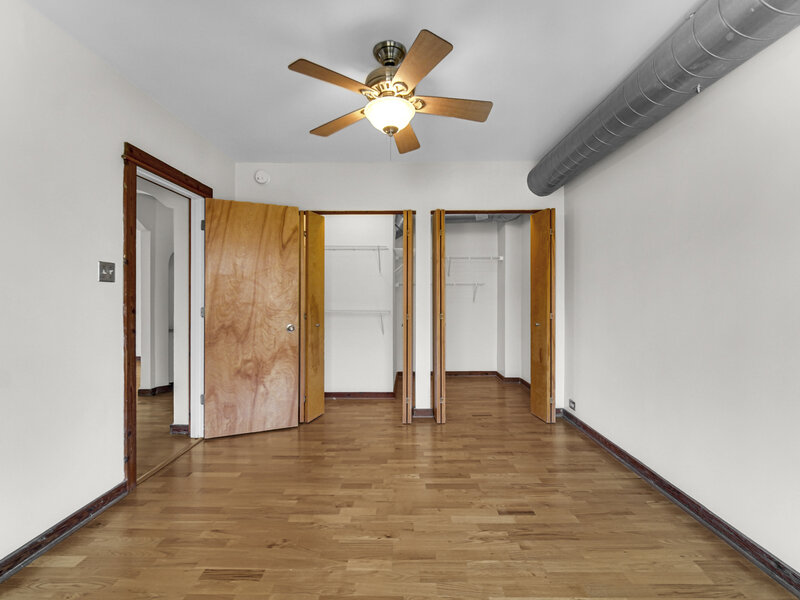 5400 S Harper Avenue Chicago IL 60615