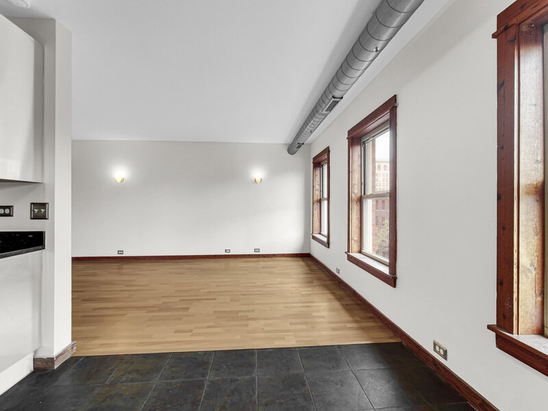 5400 S Harper Avenue Chicago IL 60615