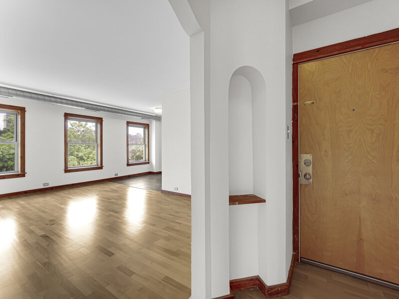 5400 S Harper Avenue Chicago IL 60615
