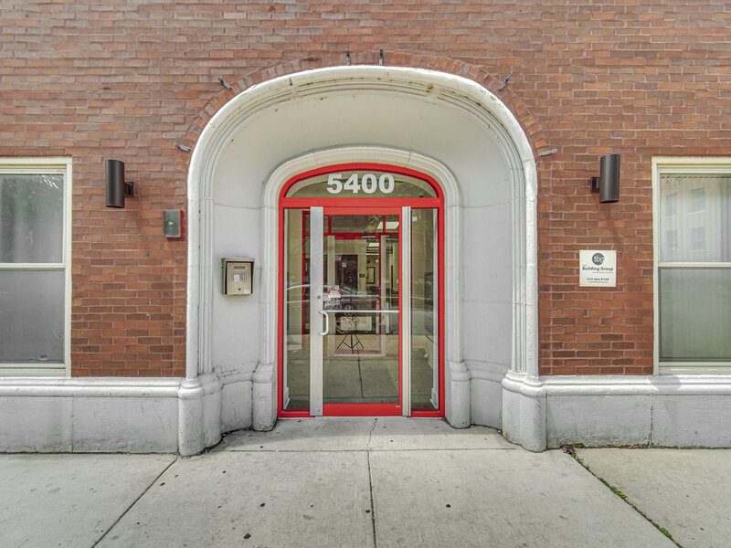 5400 S Harper Avenue Chicago IL 60615