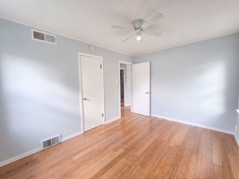 2339 Northgate Avenue North Riverside IL 60546