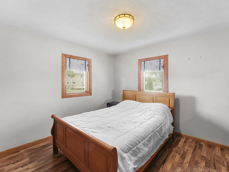 2957 9 1/2 Street East Moline IL 61244