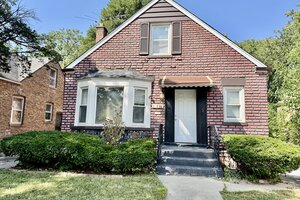 Photo of 10538 S Aberdeen Street Chicago IL 60643