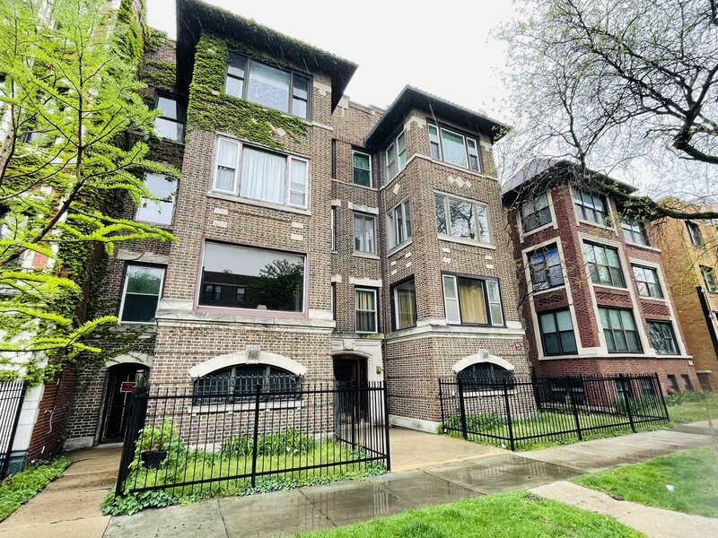 5117 S University Avenue Chicago IL 60615