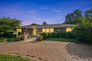Photo of 1124 Gael Drive Joliet IL 60435